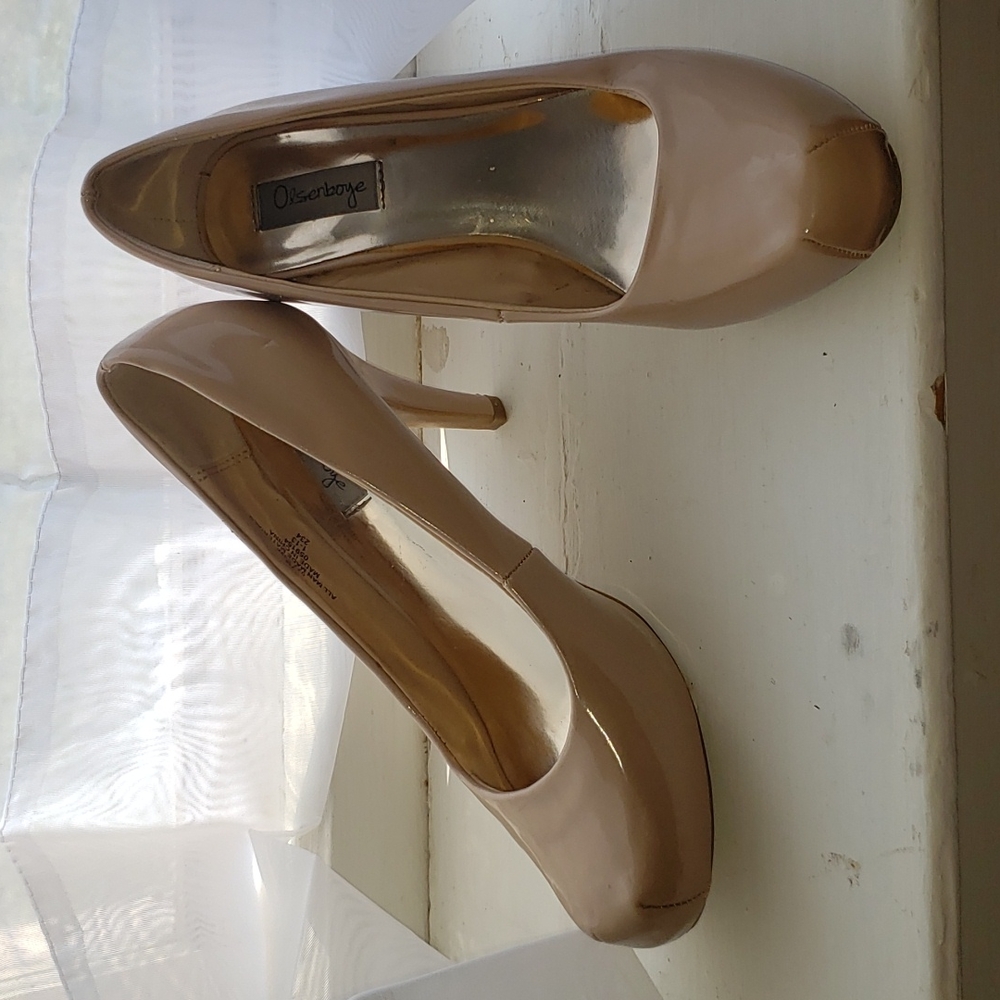 Olsenboye nude pageant/prom heels